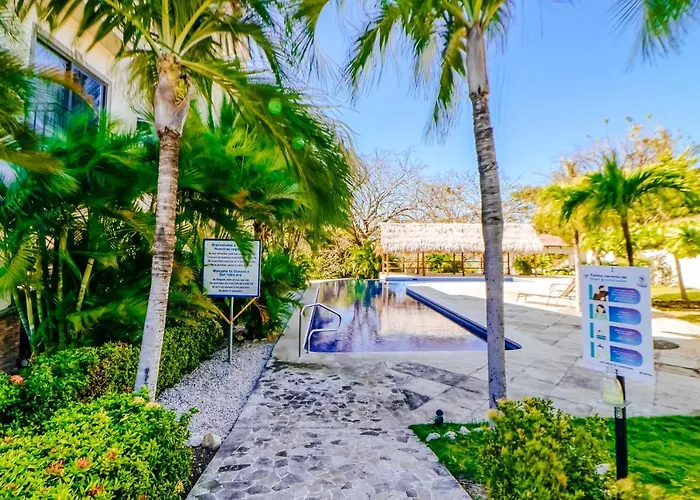 Stunning 2Br Oceanview 4Th-Floor | Balcony Apartment *
