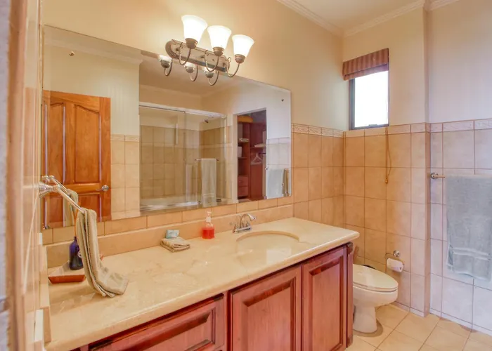 Stunning 2Br Oceanview 4Th-Floor | Balcony
